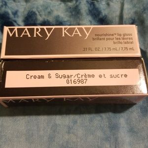 Mary Kay nourishine lip gloss